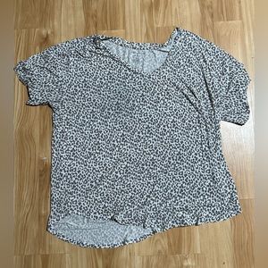 American Eagle shirt